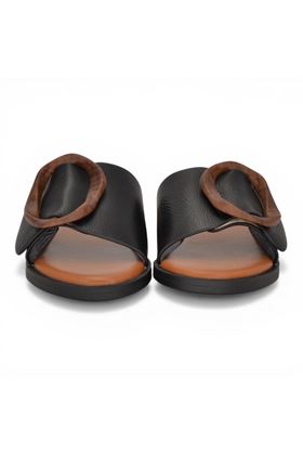 Ciabatta donna Noa Harmon in pelle colore nero e panna. NOA HARMON | 9663-NERO